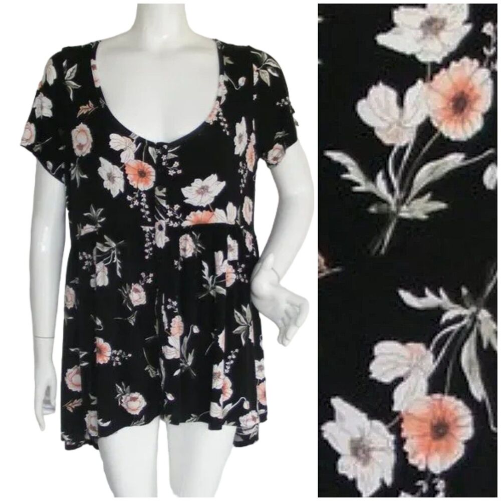 TORRID Top/Tunic, 1/1X, Black, Floral, Scoop neck, Short sleeves, Rayon